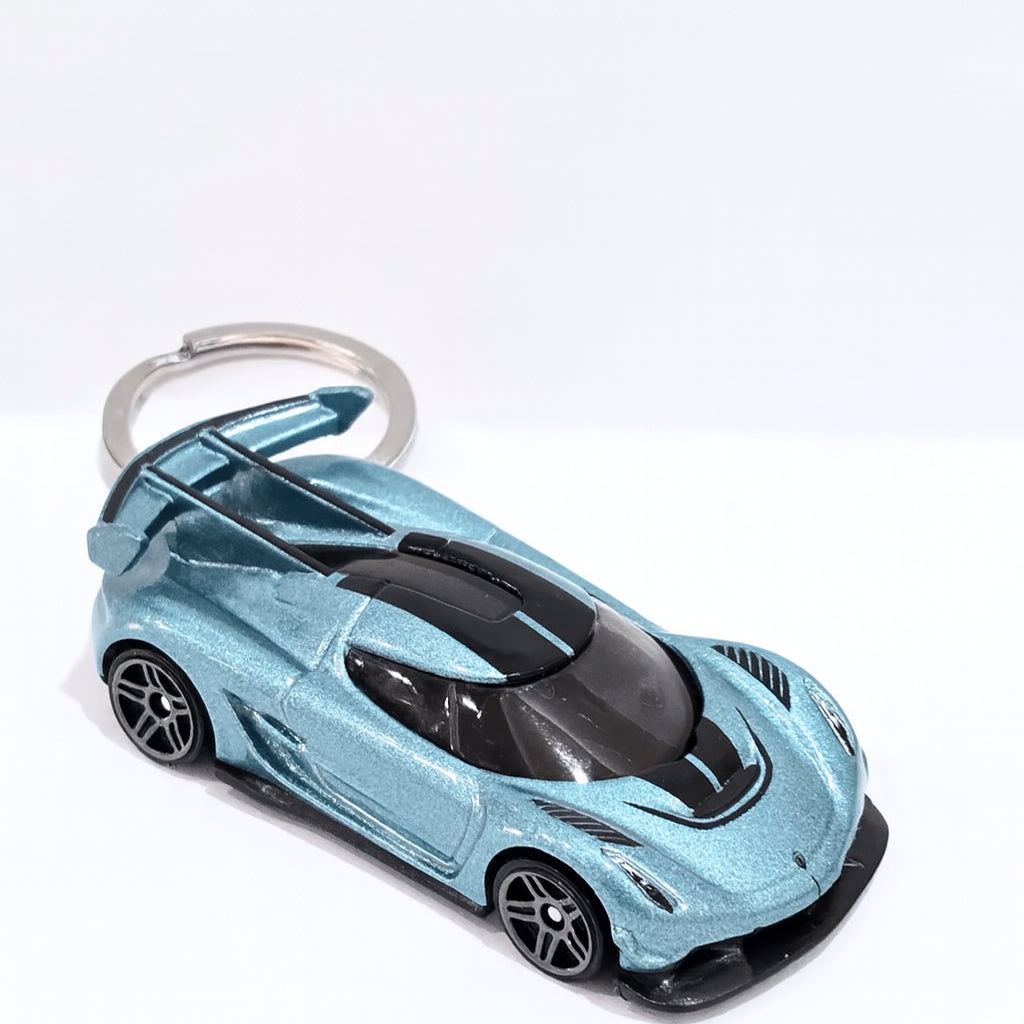Sportcar 16 Keychain